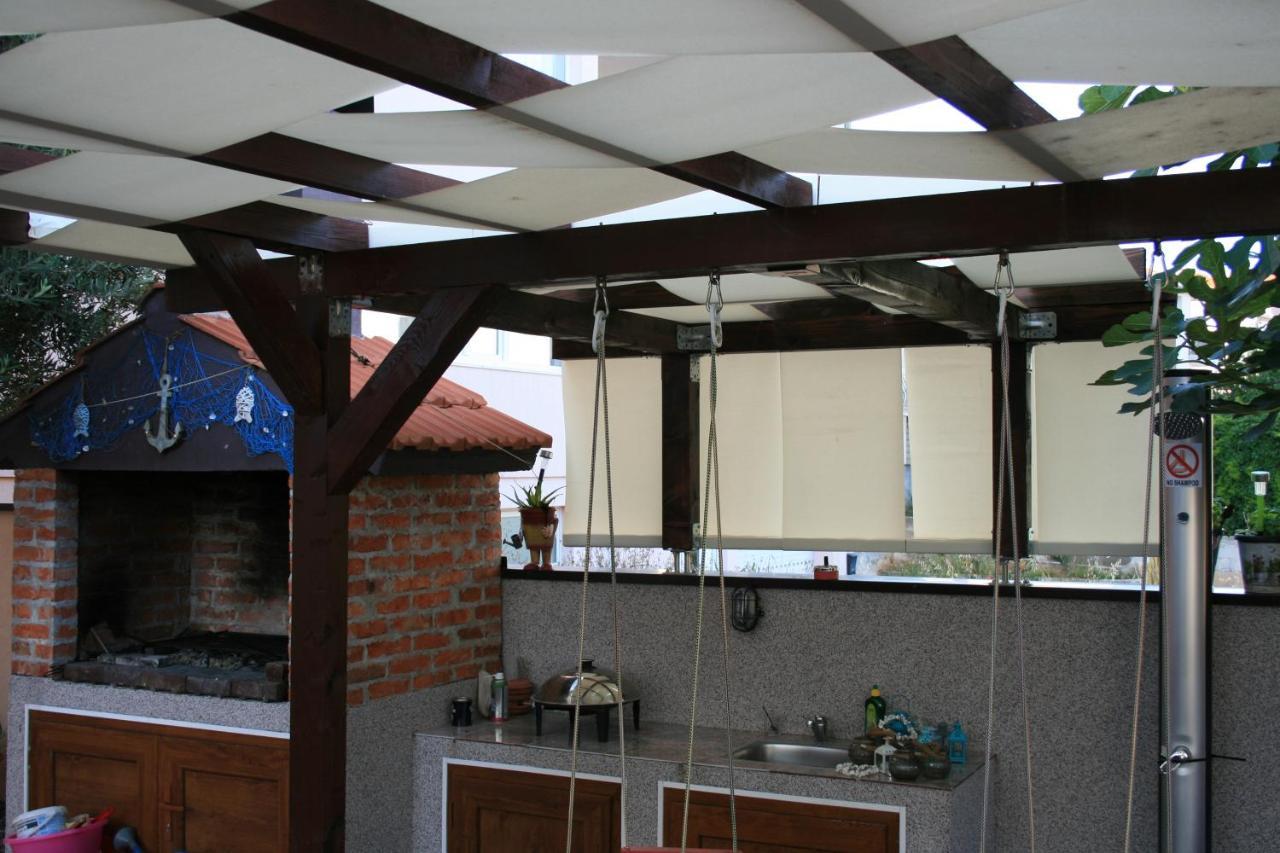 Apartmani Mia Trogir Eksteriør billede